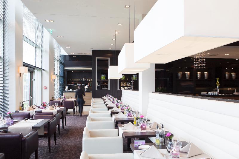 Van der Valk Airporthotel Düsseldorf - Restoran