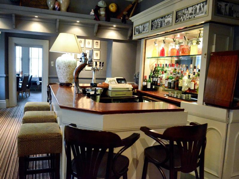 Regent - Bar