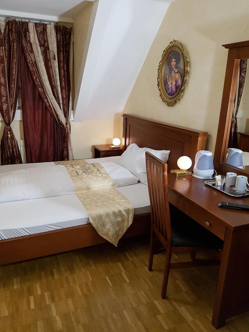 Esos Hotel Quelle - Oda