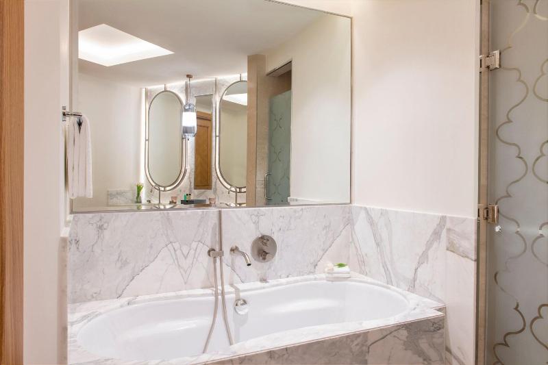 The St. Regis Doha - Oda