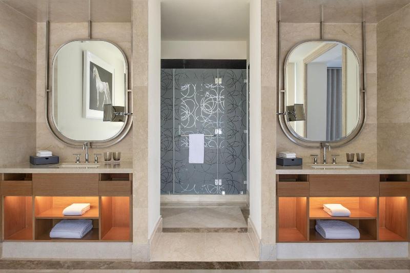 The St. Regis Doha - Oda