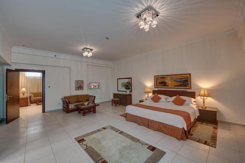 Marina Hotel Apartments - Oda