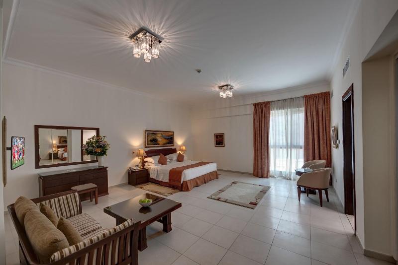 Marina Hotel Apartments - Oda