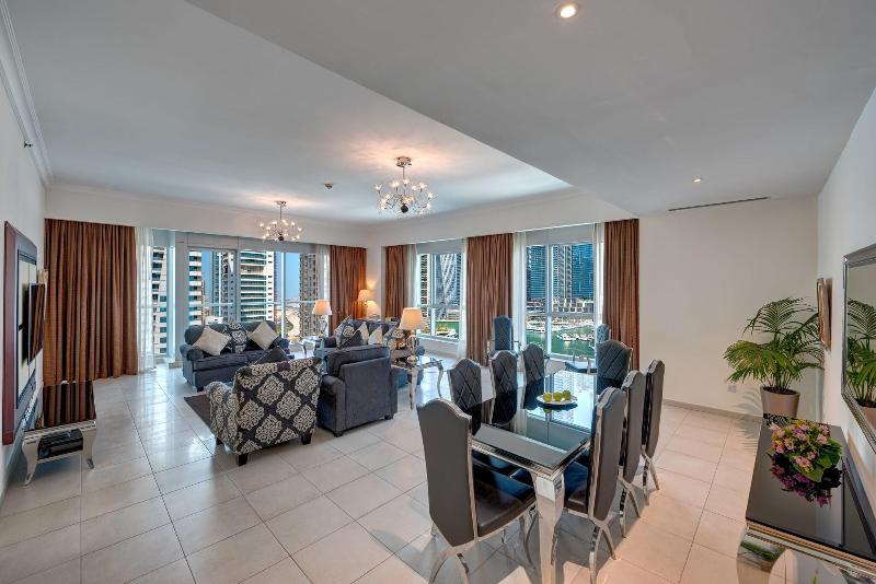 Marina Hotel Apartments - Oda
