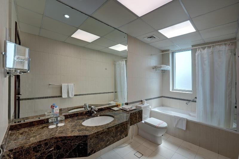 Marina Hotel Apartments - Oda