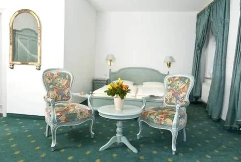 Hotel Am Markt Residenz - Oda