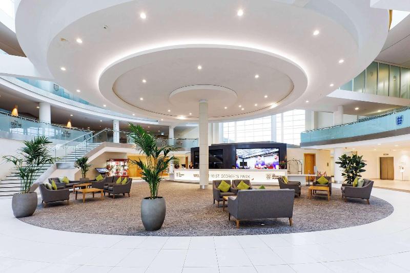 Hilton at St. George's Park - Lobi