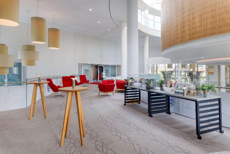 Hilton at St. George's Park - Genel