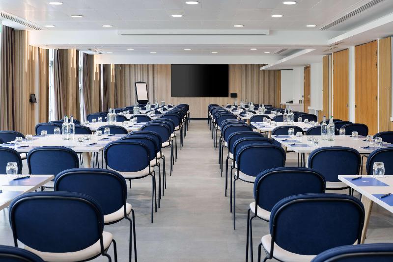 Hilton at St. George's Park - Genel