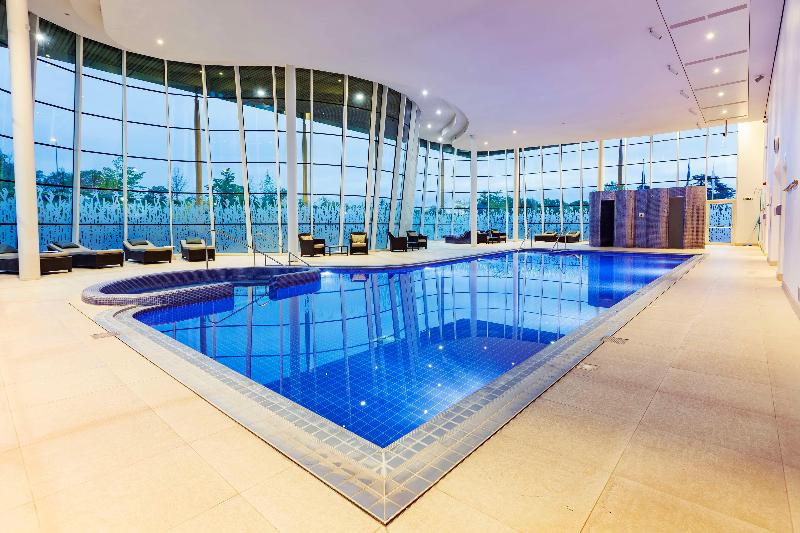 Hilton at St. George's Park - Havuz