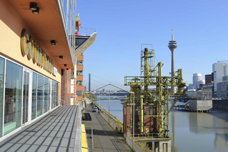 Courtyard Duesseldorf Hafen - Toplantı