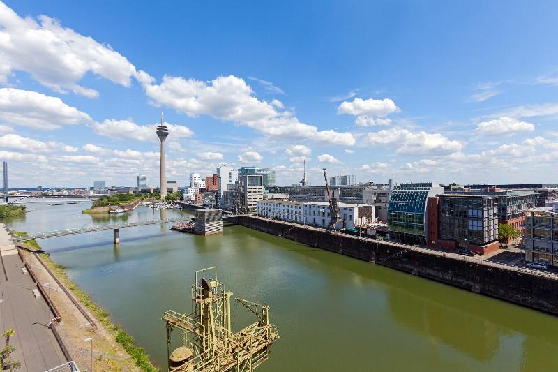 Courtyard Duesseldorf Hafen - Oda