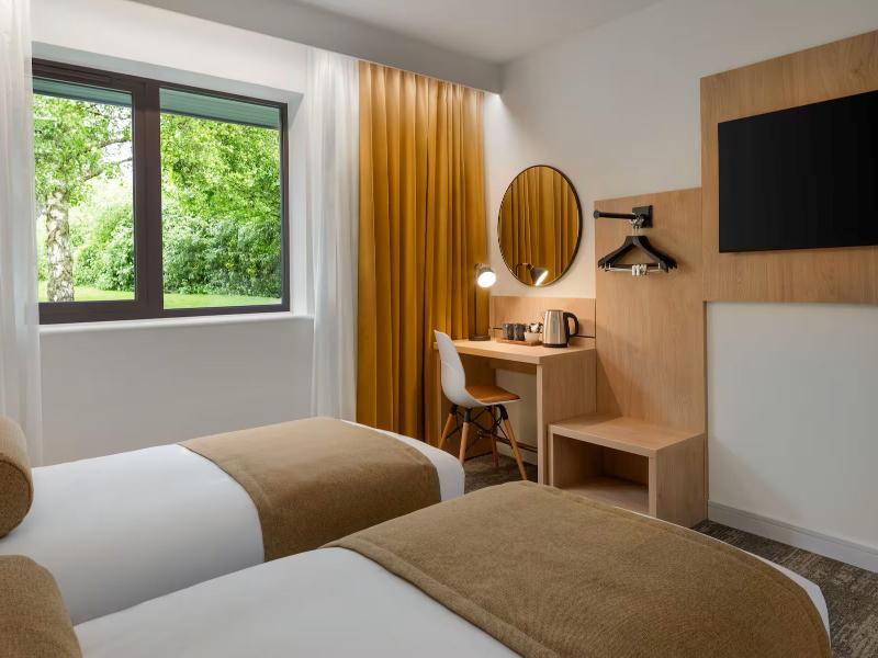 Super 8 by Wyndham Durham - Oda