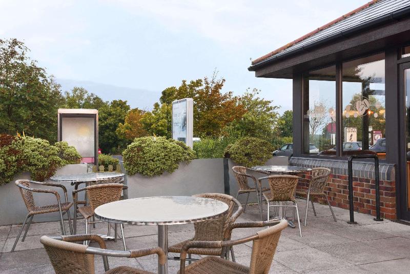 Super 8 by Wyndham Durham - Restoran
