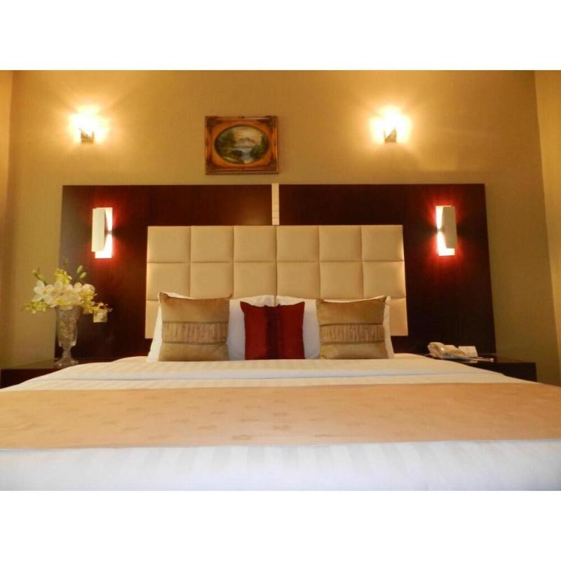 Sun & Sands Sea View Hotel - Genel