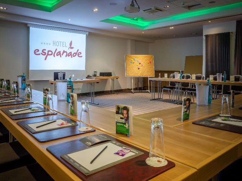 Hotel Esplanade - Toplantı