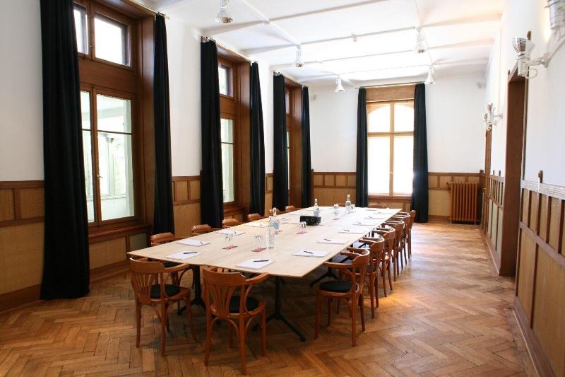 Kurhaus Bergün - Toplantı