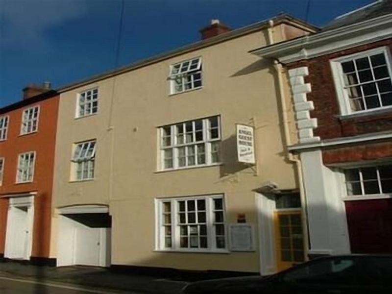 Angel Guest House - Genel