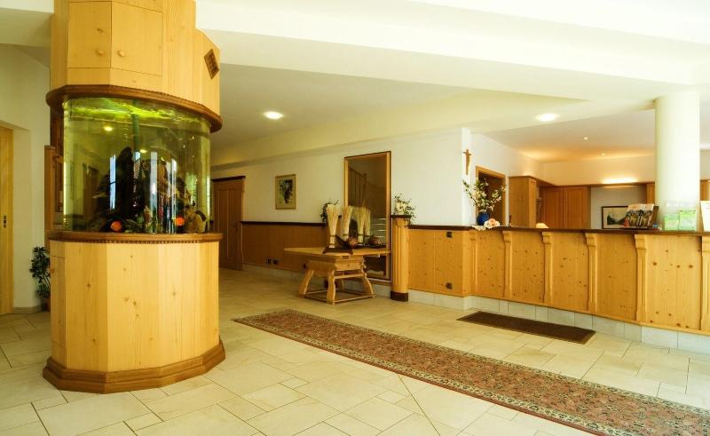 Panoramahotel Grobauer - Lobi