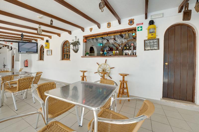 Muthu Balaia Sol - Bar