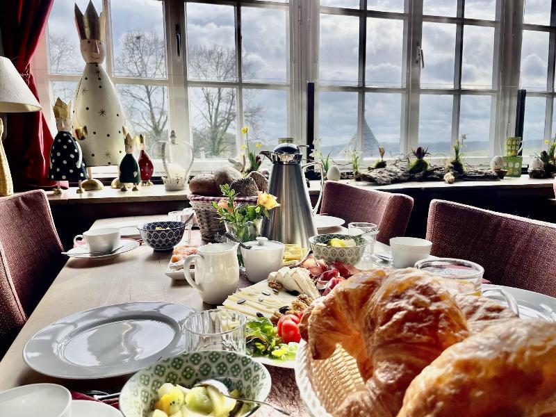 Burghaus & Villa Kronenburg - Restoran