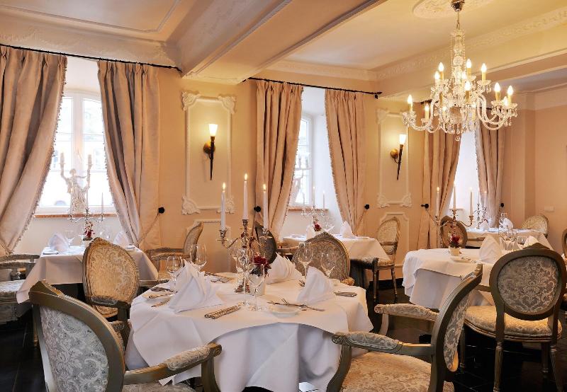 Burghaus & Villa Kronenburg - Restoran