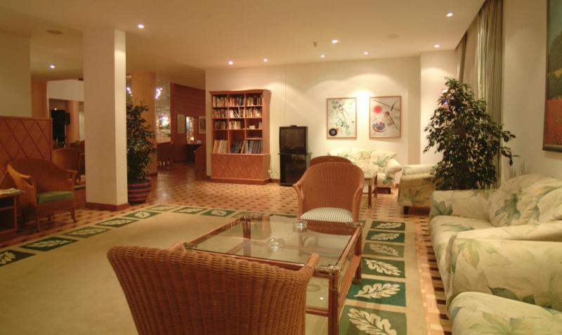 PESTANA OCEAN BAY ALL INCLUSIVE RESORT - Lobi