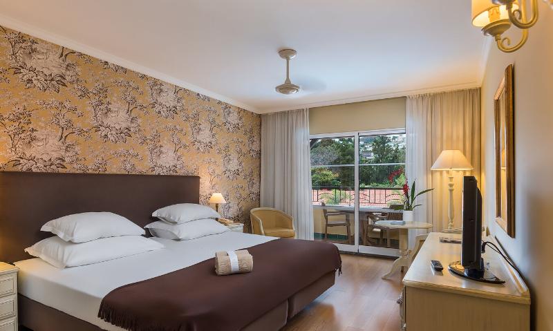 Pestana Village Garden Hotel - Oda