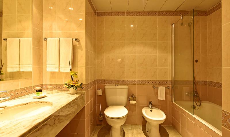 Pestana Village Garden Hotel - Oda