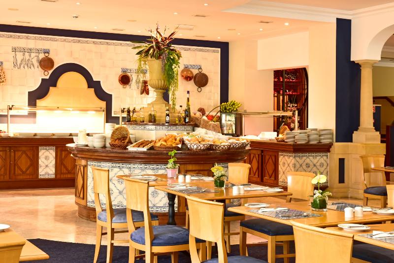 Pestana Village Garden Hotel - Restoran