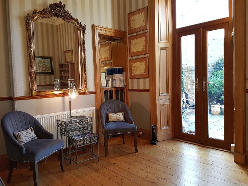 Lauderville Guest House - Lobi