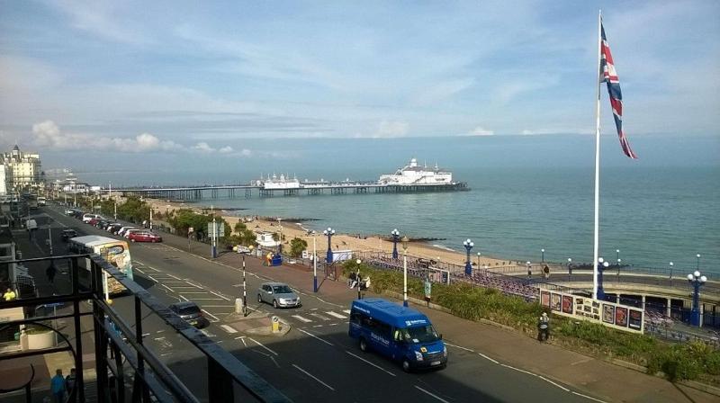 Cavendish Hotel Eastbourne - Oda