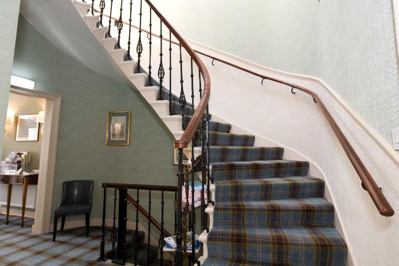 Sherwood Guest House - Lobi