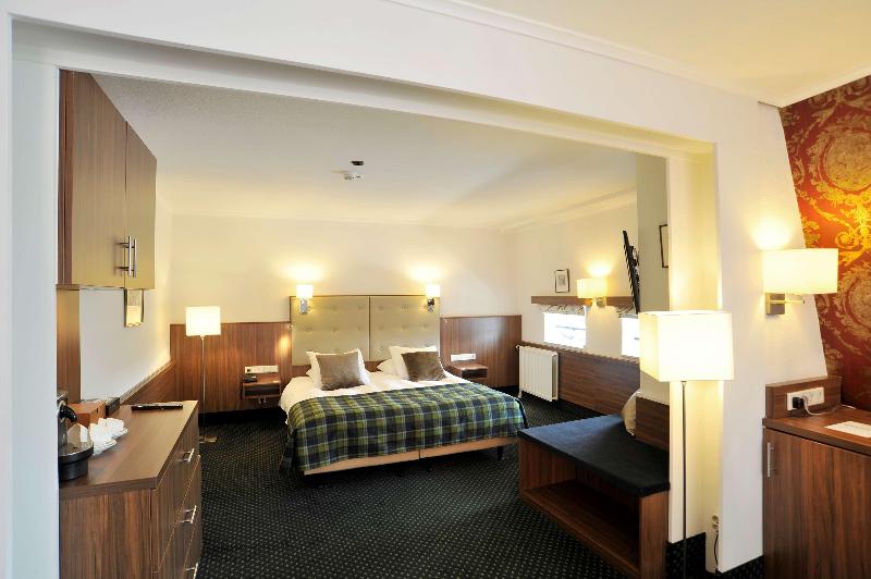 Golden Tulip Hotel Central - Oda
