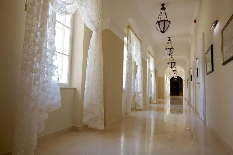 La Contessa Schlosshotel - Lobi
