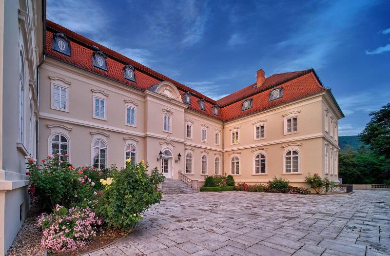 La Contessa Schlosshotel - Genel