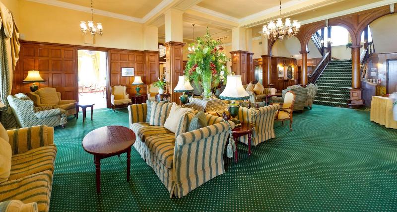 The Victoria Hotel - Bar