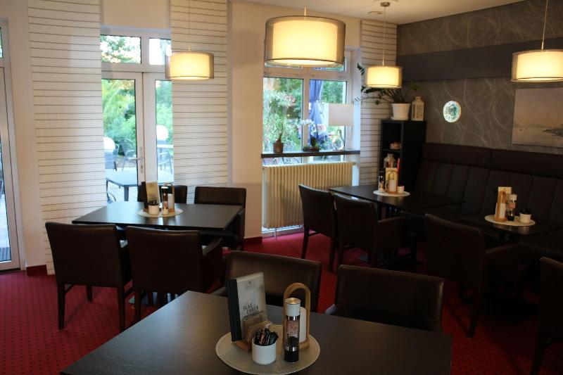 H+ Hotel Erfurt - Bar