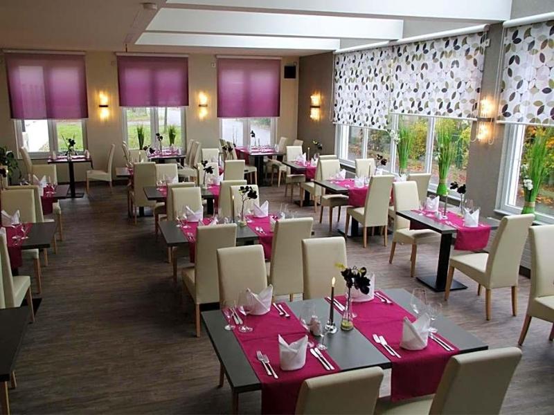 H+ Hotel Erfurt - Genel