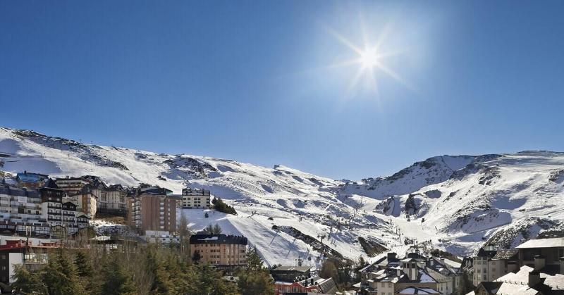 Melia Sol y Nieve - Genel