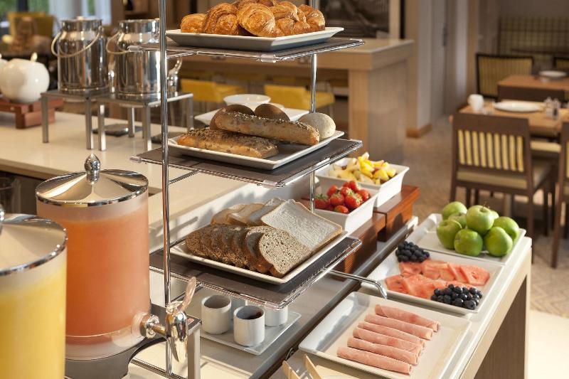 Residence Inn by Marriott Edinburgh - Restoran