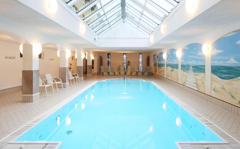 Hotel Am Burgholz - Havuz