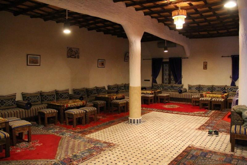 Ksar Bicha - Toplantı
