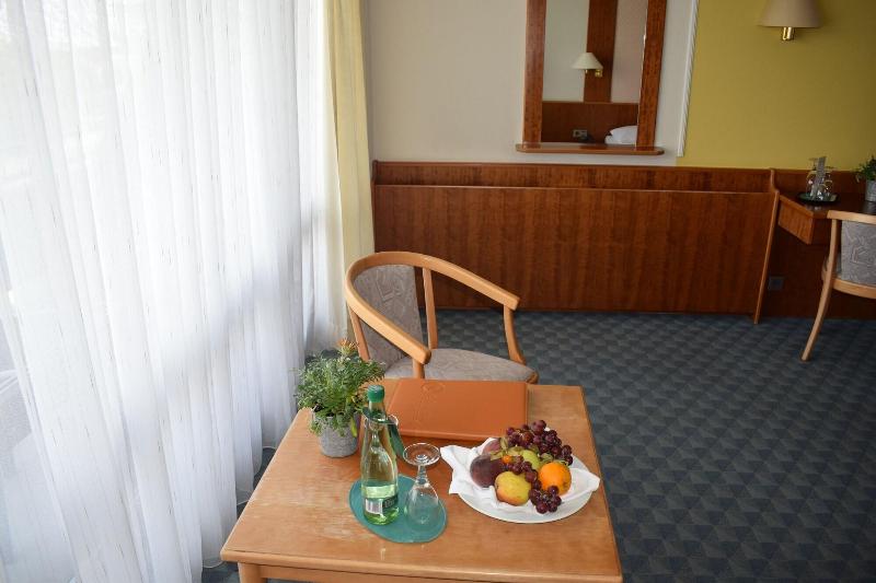 Flair & Kurhotel Am Thermalbad - Oda