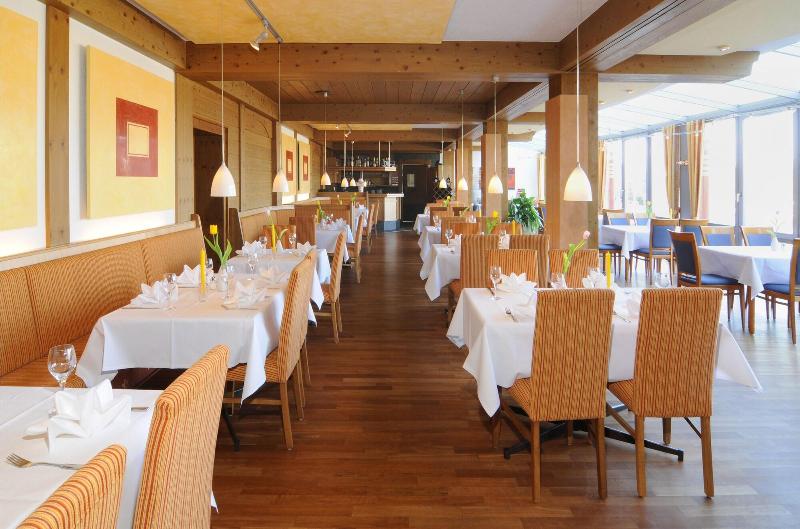 Flair & Kurhotel Am Thermalbad - Restoran