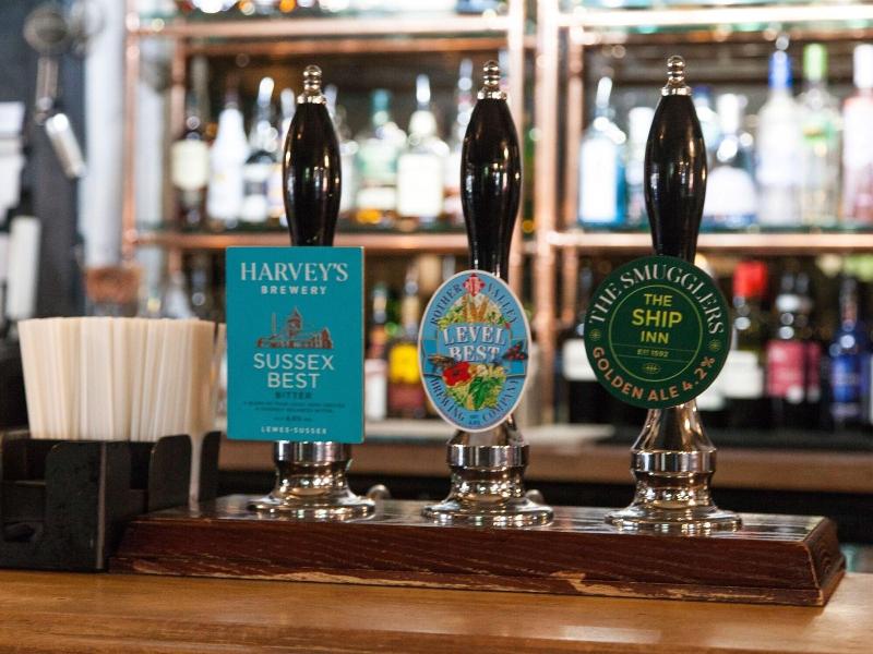 The Ship Inn - Bar