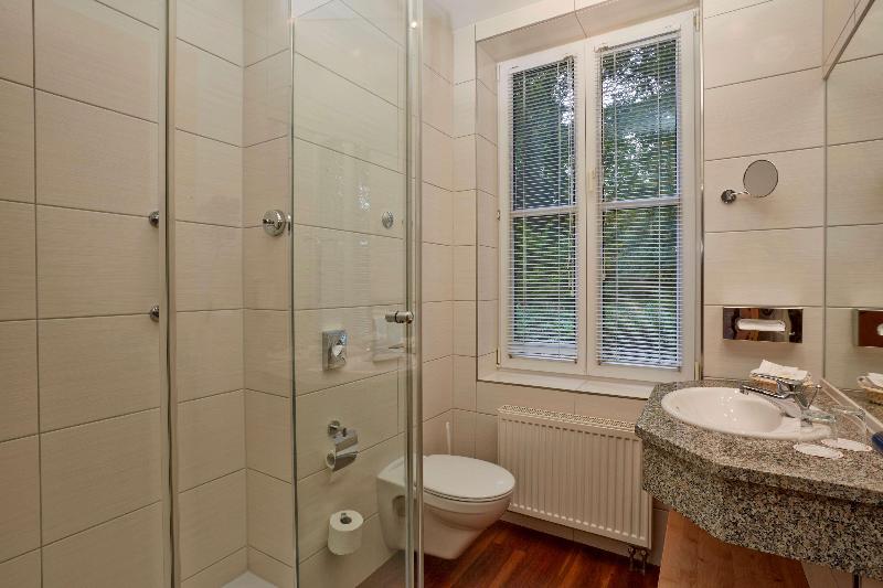 H+ Hotel & Spa Friedrichroda - Oda