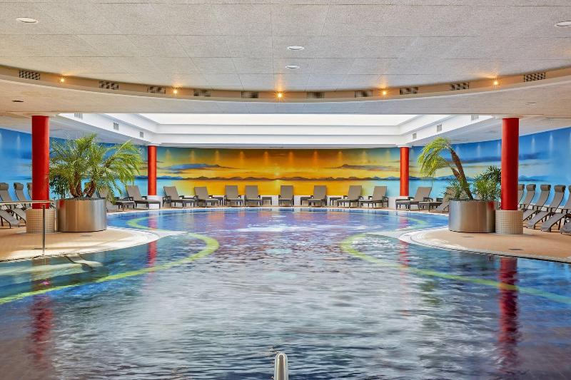 H+ Hotel & Spa Friedrichroda - Havuz