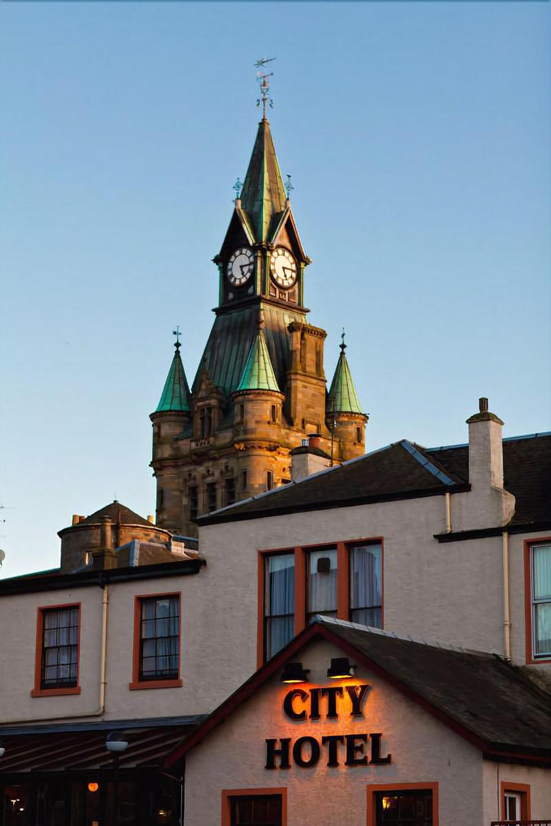City Hotel - Lobi