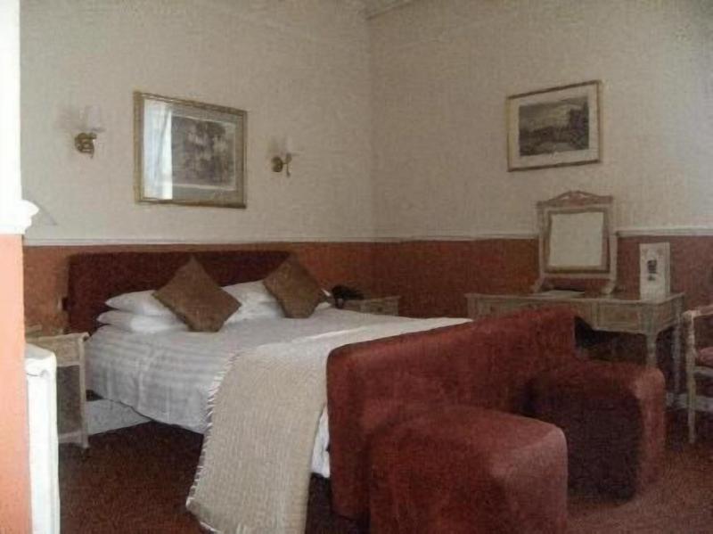 City Hotel - Oda